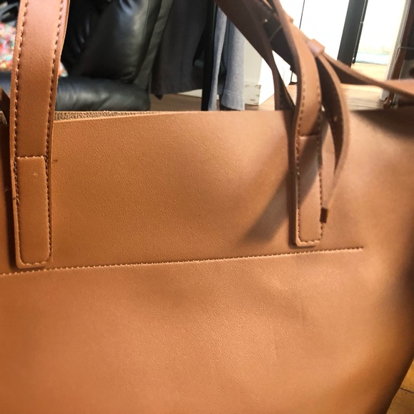 New Henny & Lev vegan leather tote. - Picture 2 of 8